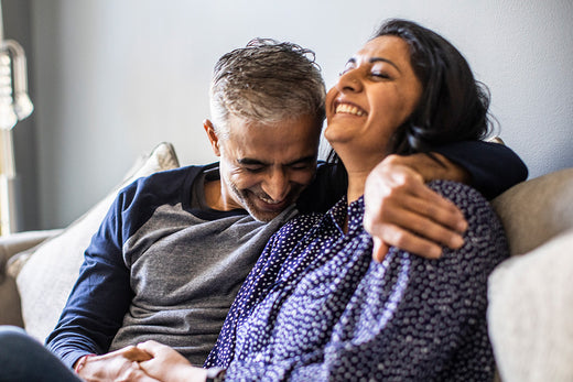 Talk To Your Partner About Vibrators for Menopause | Blog | Versalie   VERSALIE